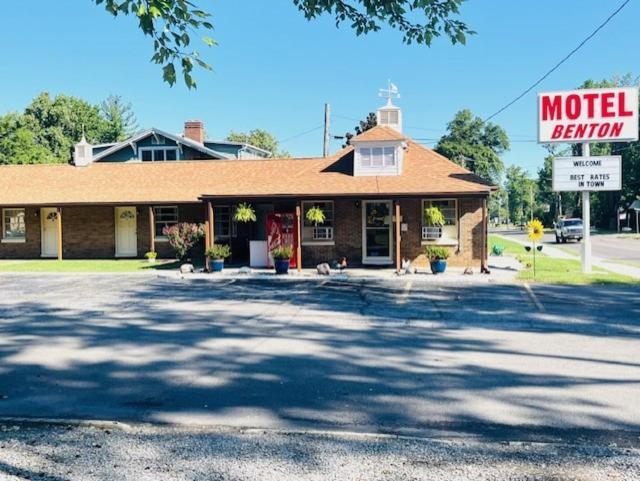 Benton Motel Екстер'єр фото